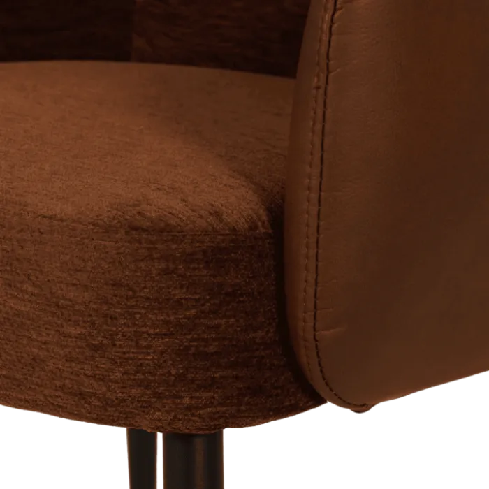 Chaise Maggie Brown